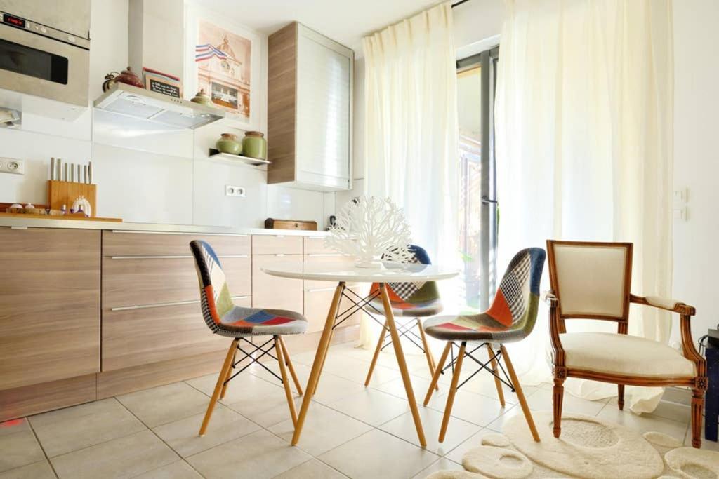 Le Precieux - Superbe Appart Confort Avec Grande Terrasse De 25M2 - Parking Prive Proche Centre Ville D'Aix En Provence - Hopital Hpp - Creps Aix-en-Provence Exterior foto