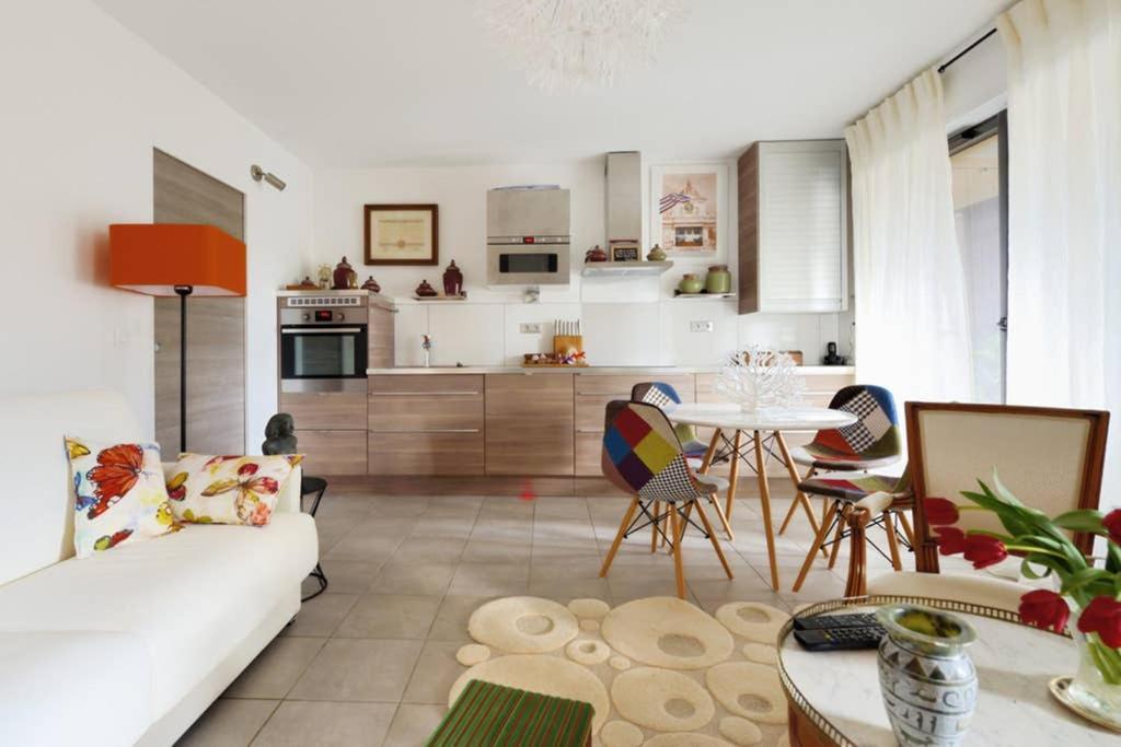 Le Precieux - Superbe Appart Confort Avec Grande Terrasse De 25M2 - Parking Prive Proche Centre Ville D'Aix En Provence - Hopital Hpp - Creps Aix-en-Provence Exterior foto